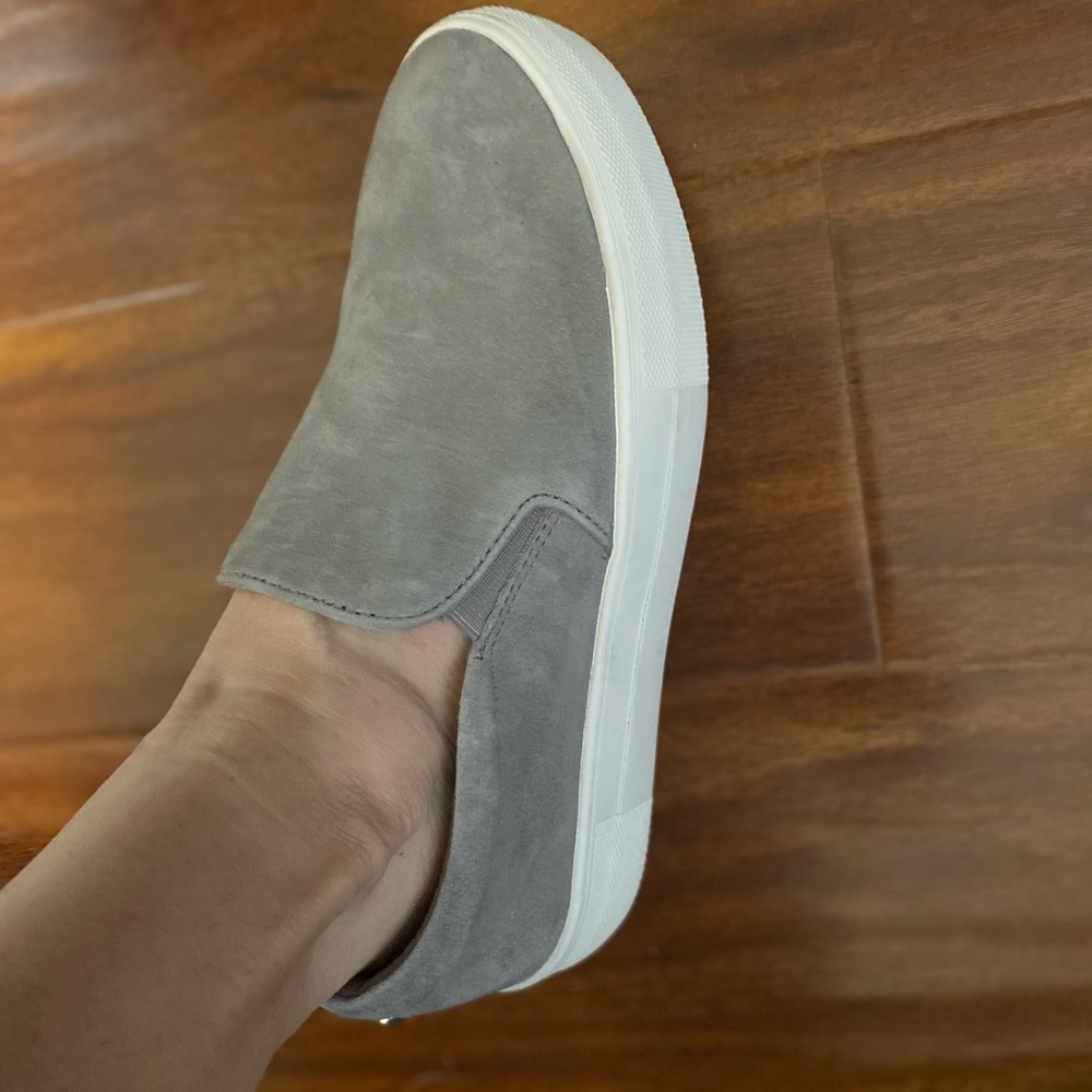 Steve Madden gills sneakers